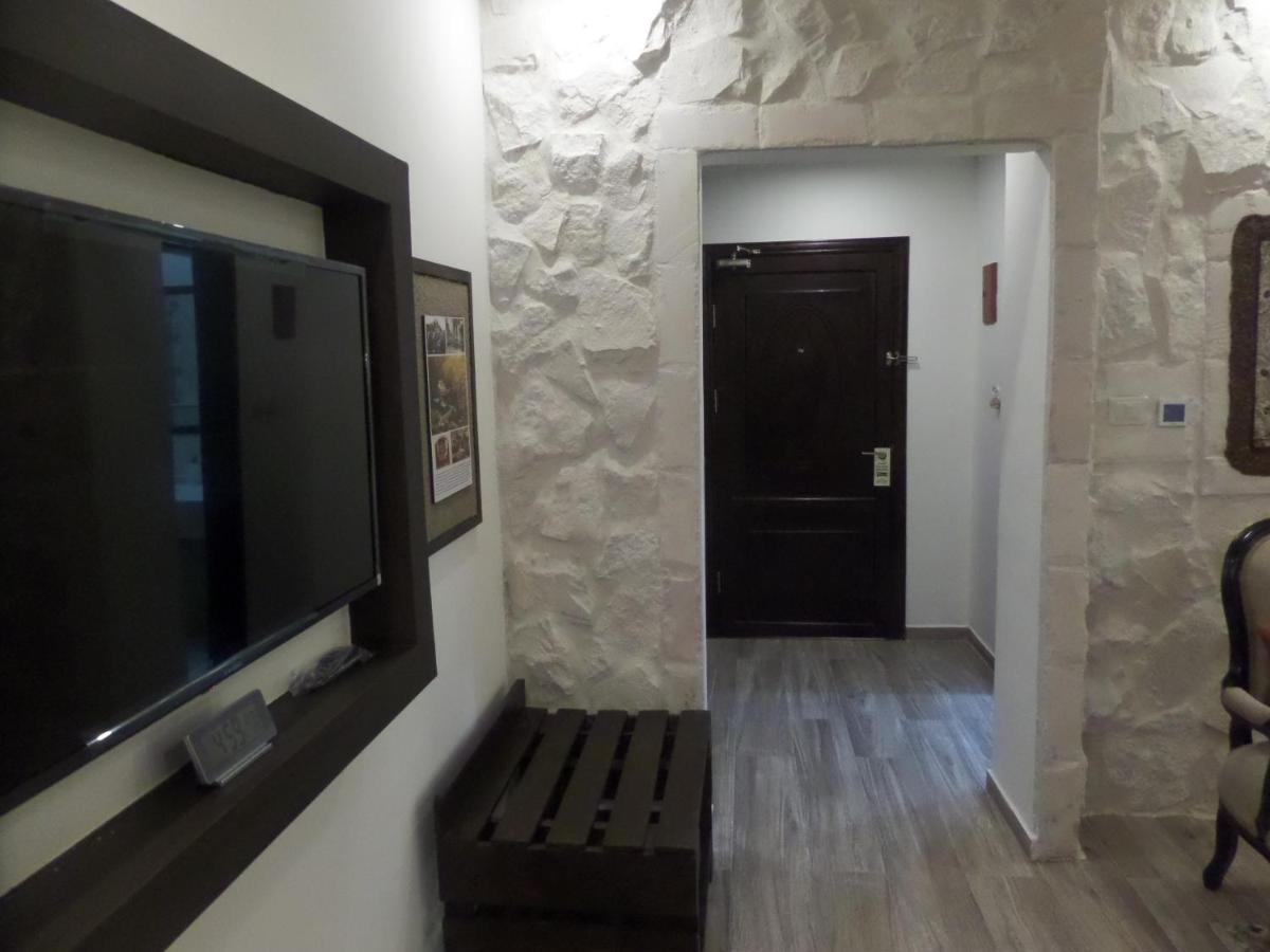 Mount Nebo Hotel & Restaurant Madaba City Center Zewnętrze zdjęcie