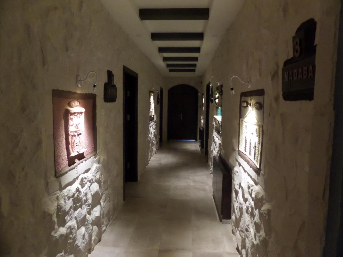 Mount Nebo Hotel & Restaurant Madaba City Center Zewnętrze zdjęcie