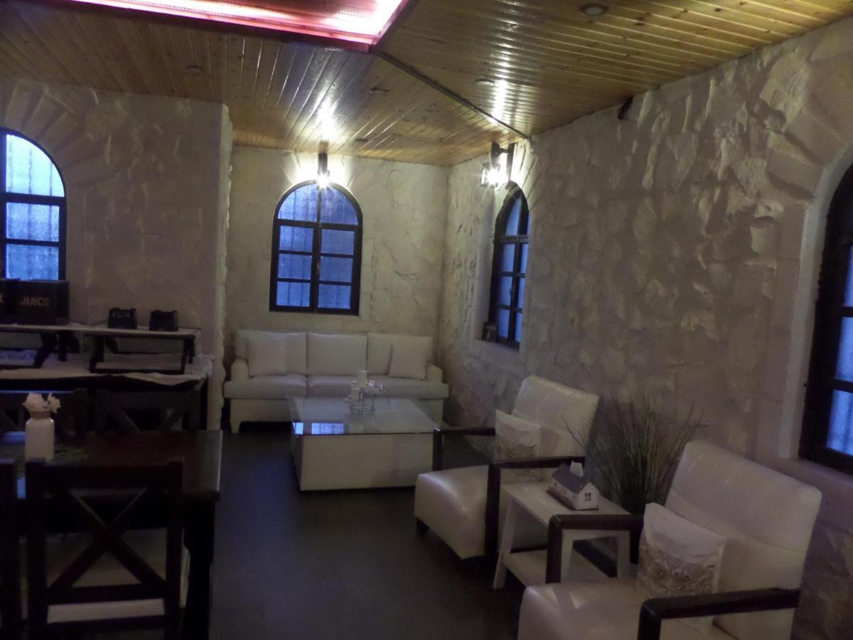 Mount Nebo Hotel & Restaurant Madaba City Center Zewnętrze zdjęcie