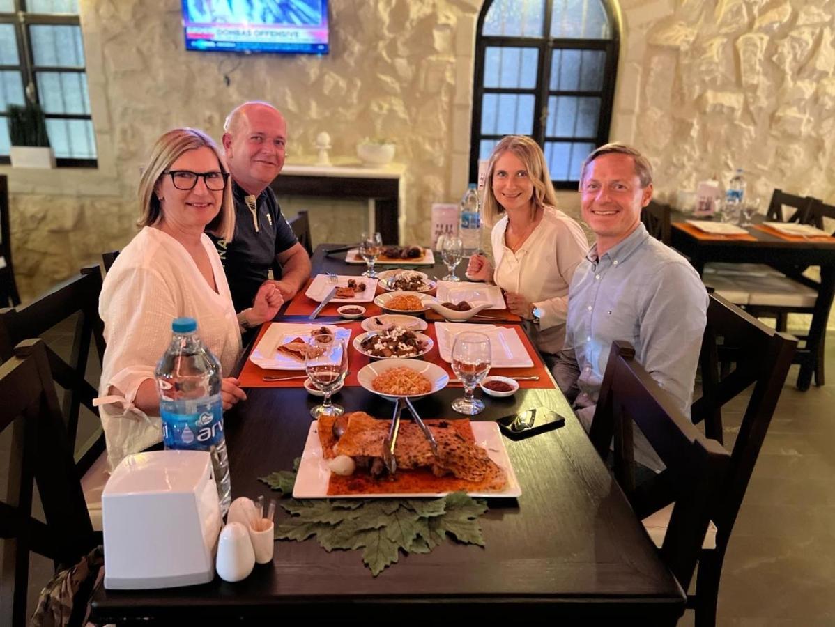 Mount Nebo Hotel & Restaurant Madaba City Center Zewnętrze zdjęcie